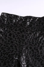 Load image into Gallery viewer, Cheetah Embossed Leggings
