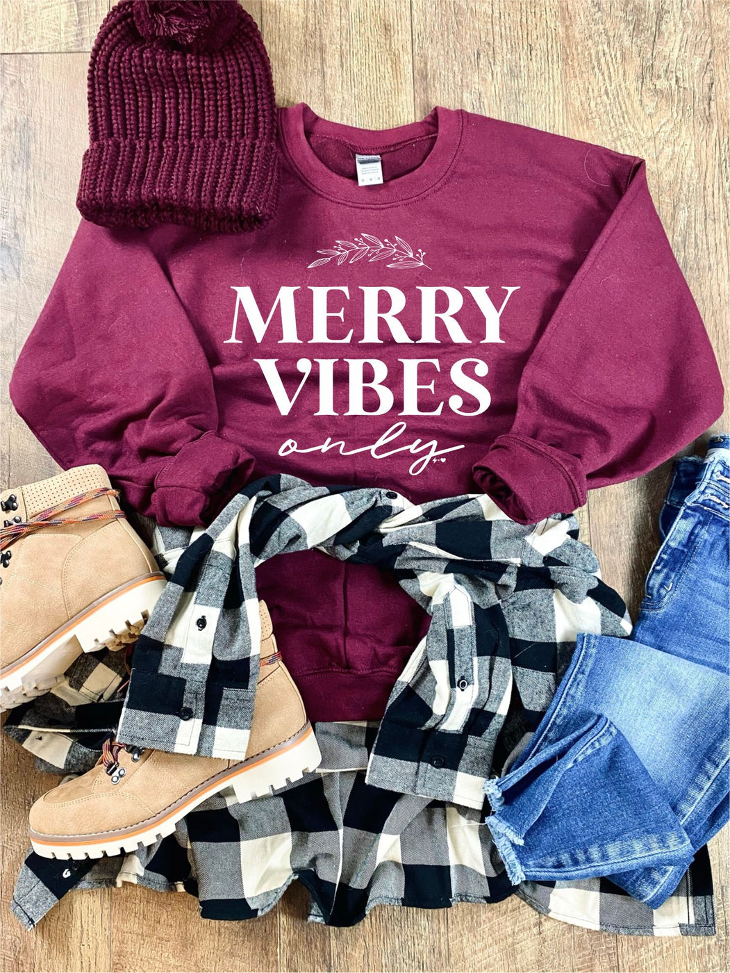 Merry Vibes Only Pull Over